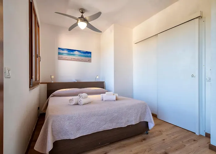 Дом отдыха Cala Sant'andrea Стинтино